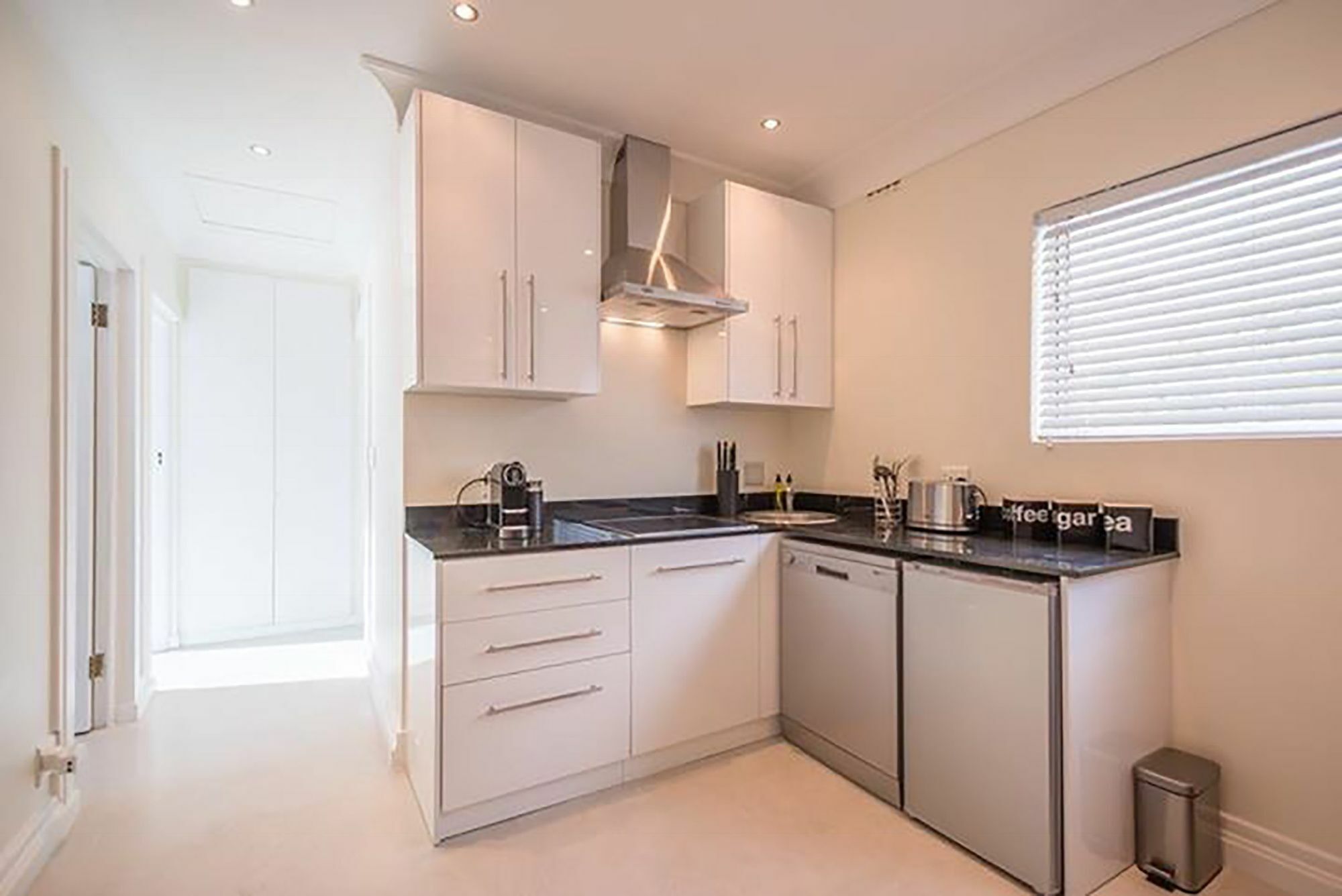 2 On Medburn Apartment Кейптаун Екстериор снимка